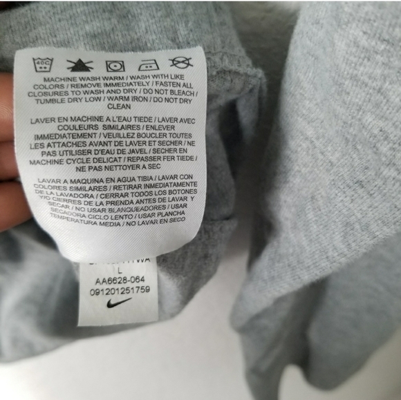 Nike Kids Grey Long Sleeve Full Zip Hoodie Size Large - Picture 9 of 10